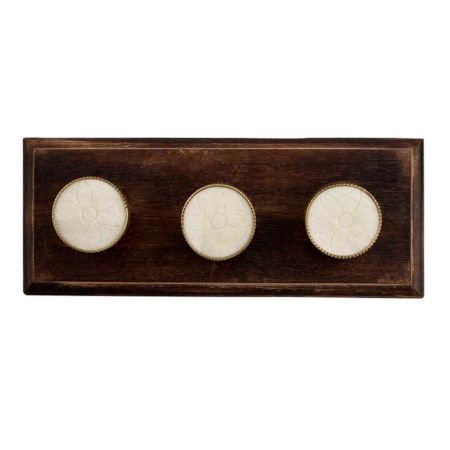 Round Cream Flower Metal and Bone Wooden Hooks